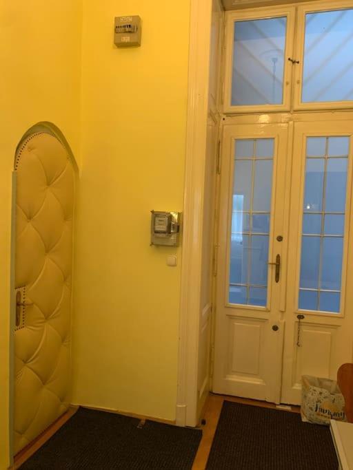City Central Apartments 2 Next To New York Cafe بودابست المظهر الخارجي الصورة